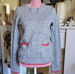 Ellen Tracy Knit Crew Neck Sweater. Grey With Crimson Red Accents. Size XS.